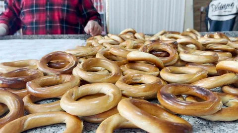 Rize'de Susamsız Simit Gündeme Geldi