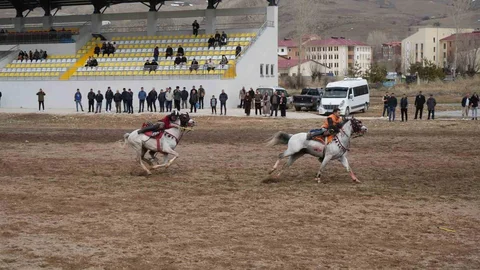Bayburt’ta Bayram Cirit Coşkusu
