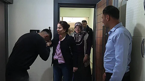 Hatay'da Depremzedeler Bayramı Yeni Evlerinde Geçirdi