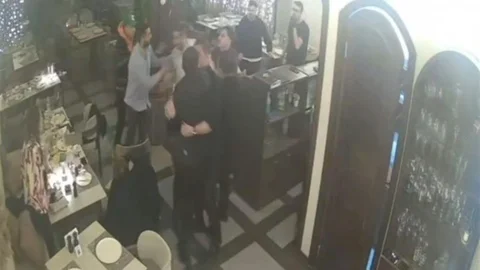 Mersin'de Belediye Başkanı Kavga Etti