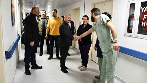 Düzce'de Rektör Sözbir Bayramlaşma Gerçekleştirdi