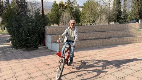 Osmaniye’de 41 Yıllık Bisiklet Sevdası