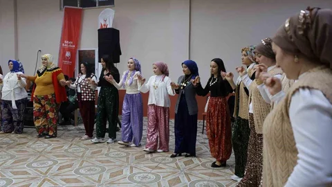 Sarma'da Renkli Şalvar Gecesi Etkinliği