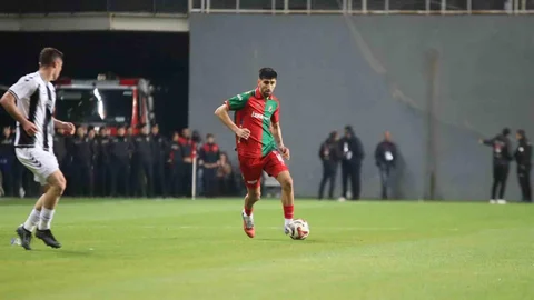 Erhan Öztürk'ün Karşıyaka'daki Başarısı