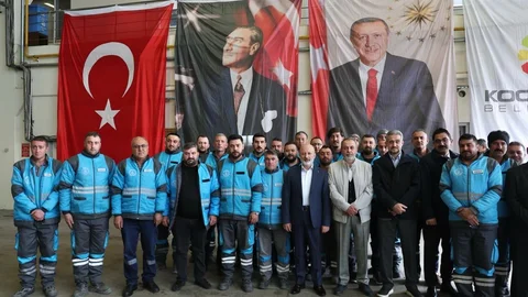 Kayseri'de Başkan Çolakbayrakdar Bayramlaştı