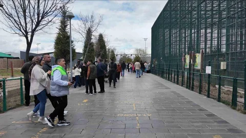 Kayseri'de Hayvanat Bahçesi'nde Bayram Yoğunluğu