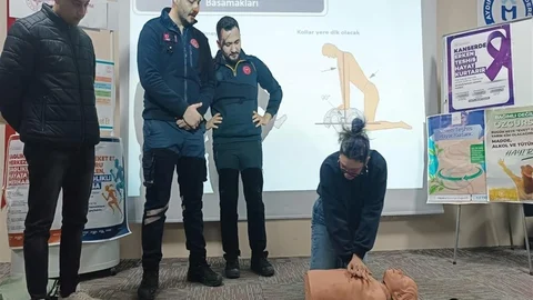 Buharkent'te Sağlıklı Yaşam Eğitimi Verildi