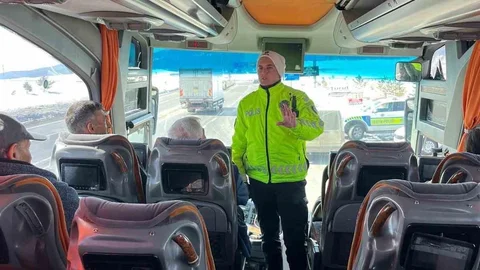 Kars'ta Trafik Denetimleri Devam Ediyor