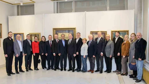 Bursa'da Tezhip Sergisi Açıldı