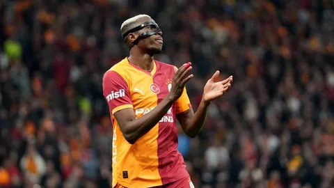 Victor Osimhen Ameliyat Geçirdi