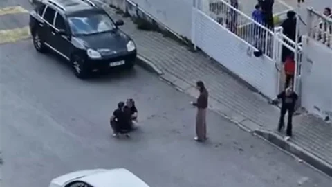 İzmir'de Sokakta Şiddet Olayı