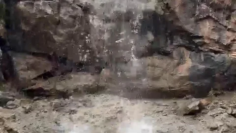 Elazığ'da Doğal Şelaleler Oluştu