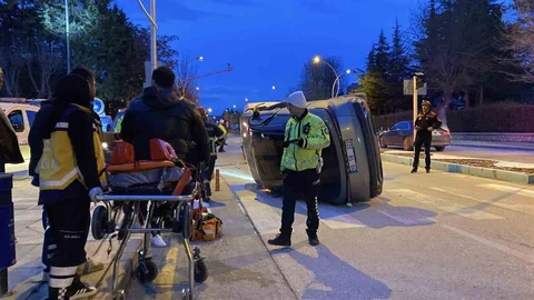 Çorum'da Minibüs-Cip Çarpışması