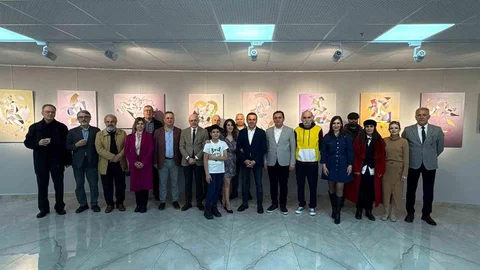 Samsun'da Kadın Temalı Sergi Açıldı