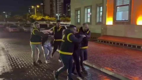 Adana'da Bıçaklı Trafik Olayı