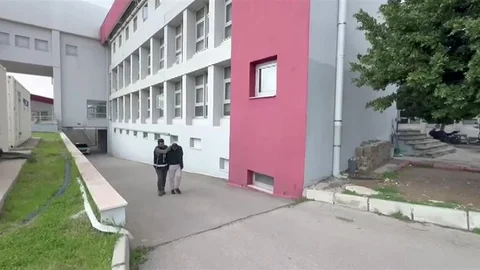 Adana'da 50 Bin Paket Kaçak Sigara Ele Geçirildi