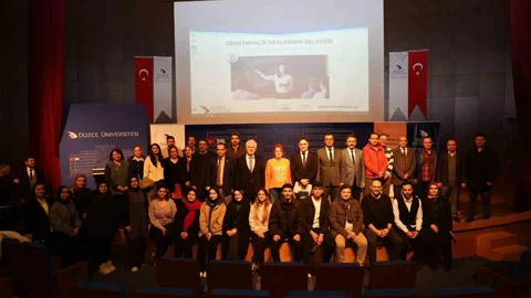 Öğretmenlik Mesleğinin Geleceği Düzce'de Tartışıldı