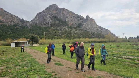 Mersin'de Doğaseverler Kilikya Yolunu Keşfetti