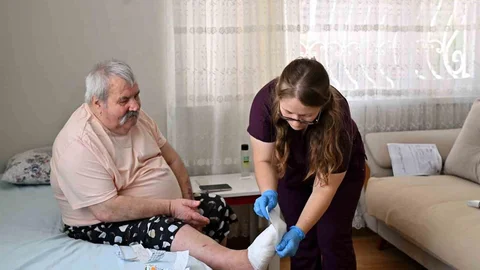 Antalya'da Evde Bakım Hizmetlerine Yoğun İlgi