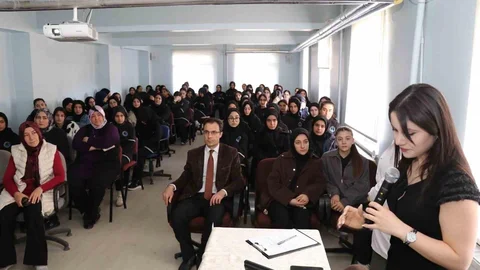 Erzurum'da Öğrencilere Verem Eğitimi