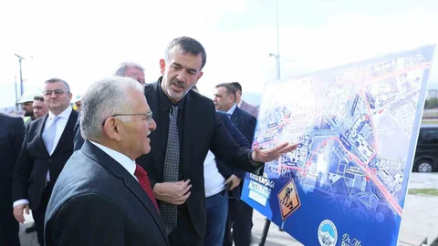 Kayseri'de Kartal Kavşağı Trafiğe Kapatılıyor