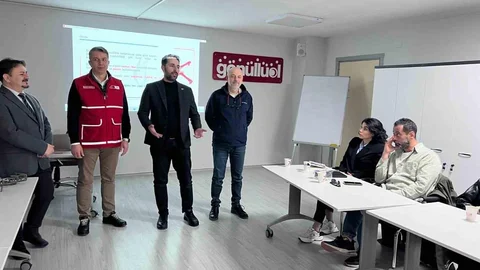 Manisa'da Dron Eğitimi Başladı