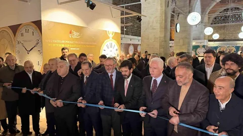 İstanbul'da 400 Yıllık Saat Koleksiyonu Sergisi
