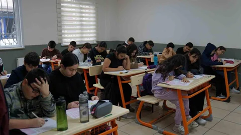Esenyurt'ta 6 Bin Öğrenciye Eğitim Desteği