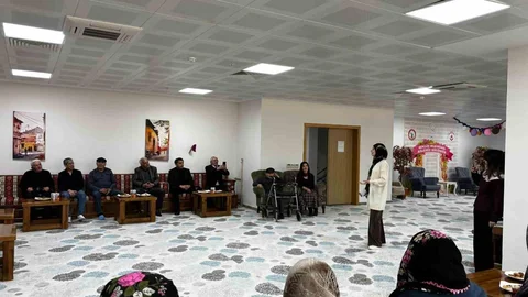 Kırşehir'de Yaşlılar Haftası Sergisi