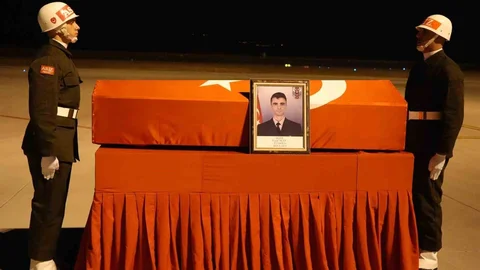 Iğdır'da Şehit Açay'ın Naaşı Uğurlandı