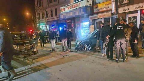 Elazığ'da Trafik Kazası Yaşandı