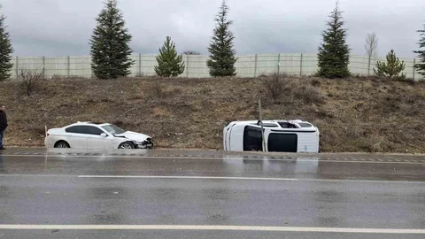 Afyonkarahisar'da Trafik Kazası: 6 Yaralı