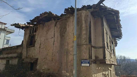 Hisarcık'ta Kültür Varlıkları Tehlike Altında