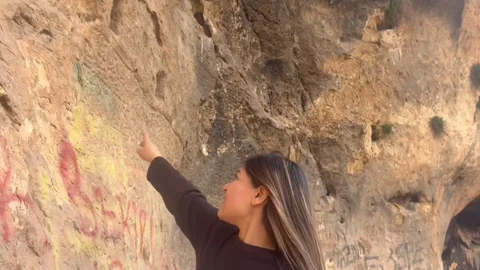 Şanlıurfa'nın Sarı Mağaraları Turizme Kazandırılmayı Bekliyor