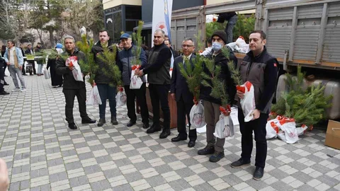 Eskişehir'de Ücretsiz Fidan Dağıtımı