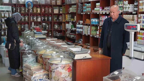 Van'da Bahar Geçişi Aktarları Canlandırdı