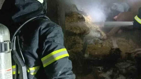 Burdur'da Saman Balyaları Yandı