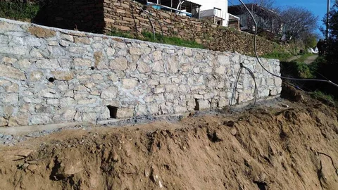 Bozdoğan'da Taş Duvar Çalışmaları Tamamlandı