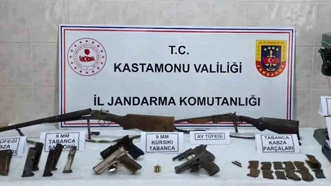 Kastamonu'da Kaçak Silah Operasyonu Yapıldı