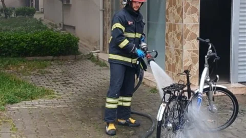 Devrek'te Elektrikli Bisiklet Yangını