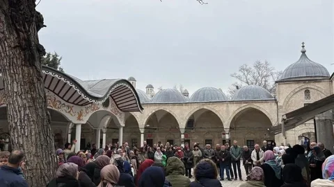 Lüleburgaz'da Umre Yolcuları Uğurlandı