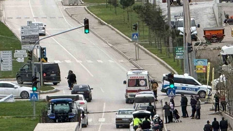 Samsun'da Kırmızı Işıkta Kaza