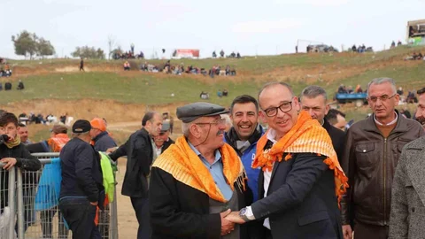 Turgutlu’da Geleneksel Deve Güreşleri Yapılacak
