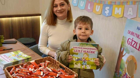 Düzce'deki Minik Ziyaretçiler Kitaplarla Buluştu