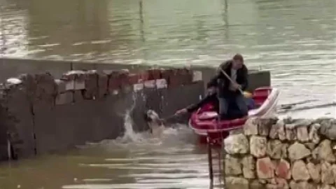 Diyarbakır'da Su Taşkını Kurtarma