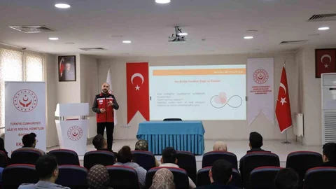 Evlenecek Gençler İçin Eğitimler Devam Ediyor