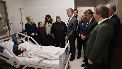 Erzincan'da Hastalara Moral Ziyareti