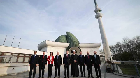 TBMM Başkanı Kurtulmuş: Gazze Soykırımı İnsanlığın Ayıbıdır