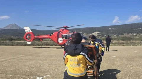 Gökçeada'da Hasta Helikopterle Sevk Edildi