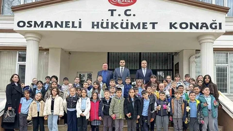 Bilecik'te Öğrenciler Yerel Yönetimleri İnceledi